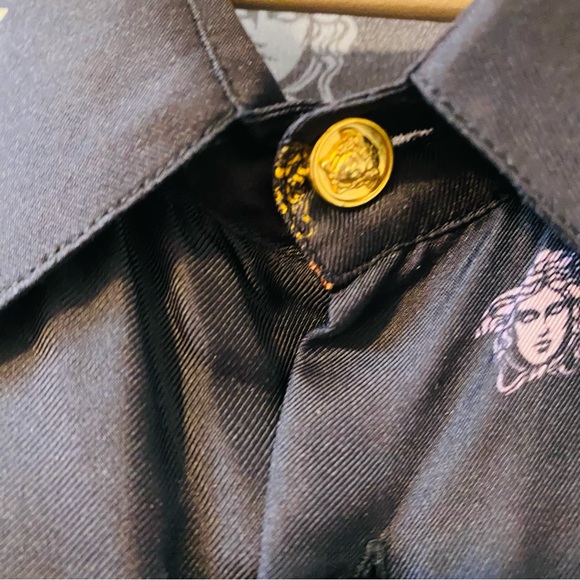 Versace 100% Silk Medusa Star Colorful Button Down Shirt Size 43 - Picture 3 of 11